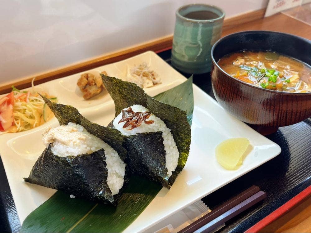 おにぎり茶屋 ほたる