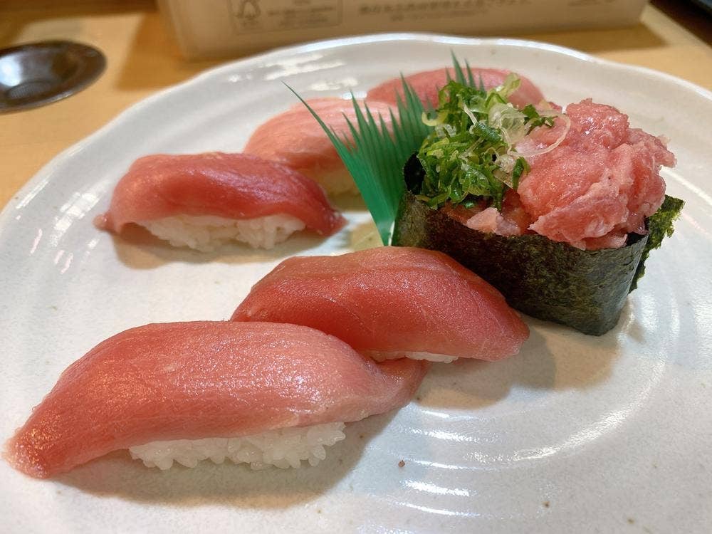 花子活鮮回転寿司小郡店