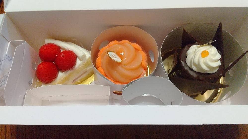 アンリ・シャルパンティエ 博多阪急店