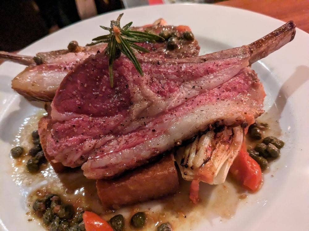 トラットリア カンパニオ