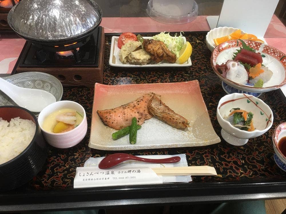 しょさんべつ温泉 ホテル 岬の湯 dish