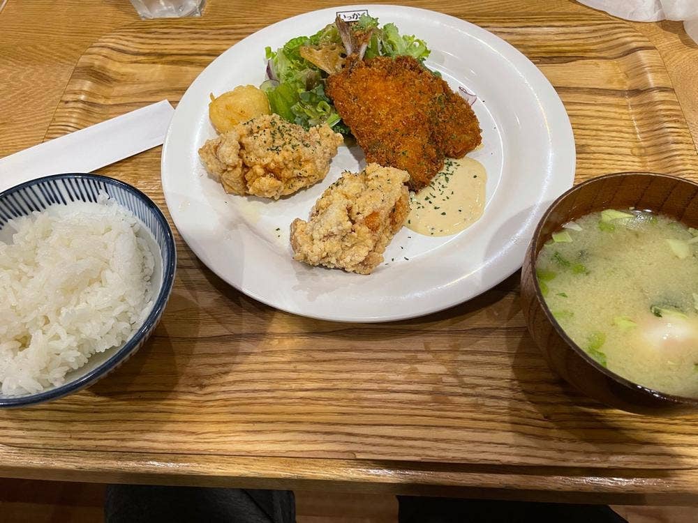 いっかく食堂 天神店