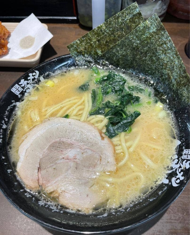 横浜家系ラーメン 一蓮家 アメ村店