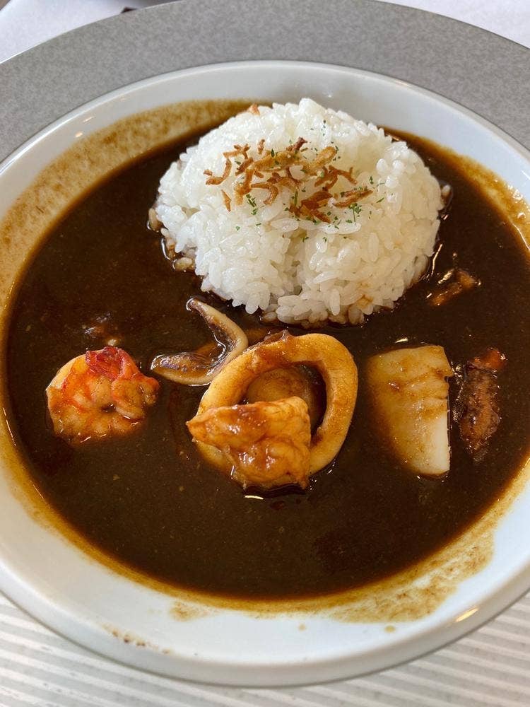 スリーレイクスカントリークラブ レストラン