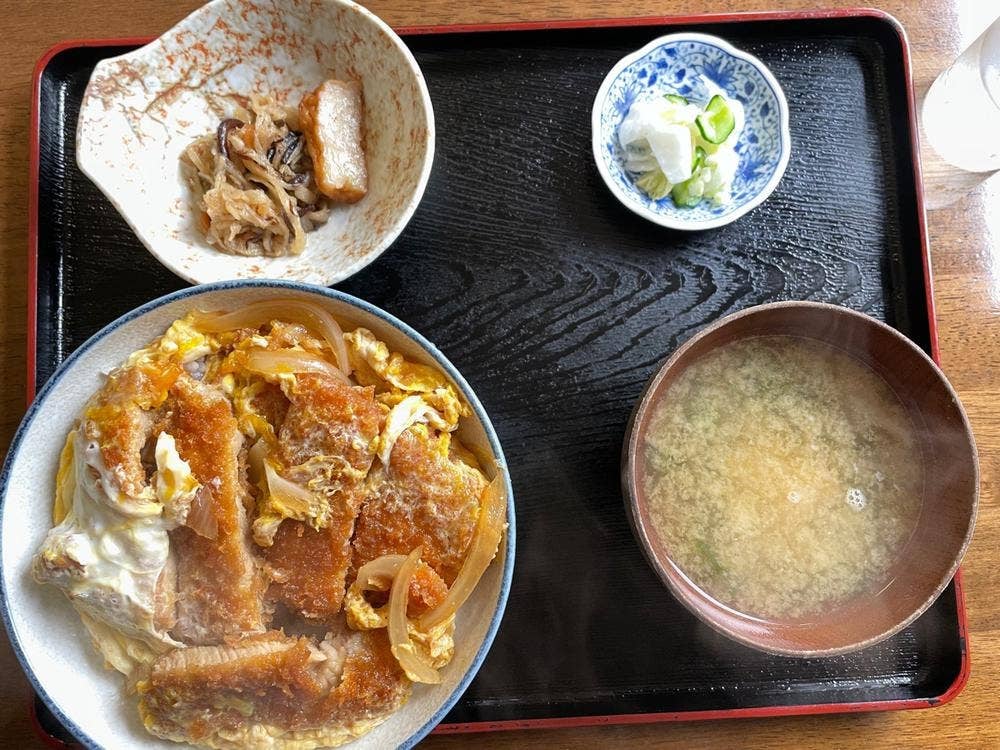 かねまる食堂