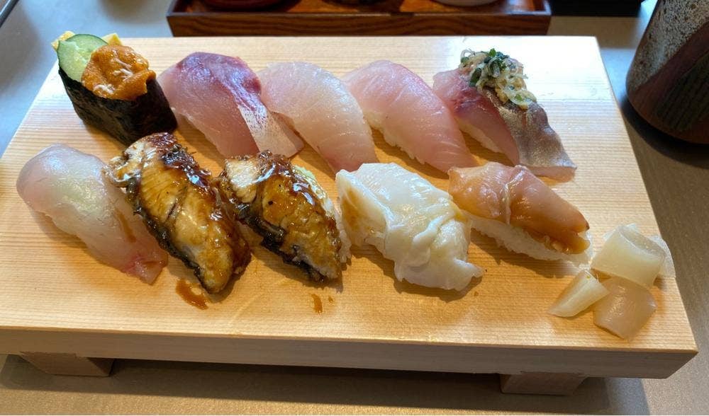 日の出鮨 ありあけ