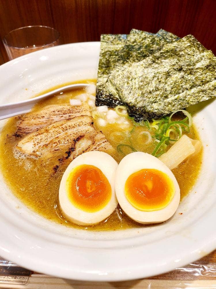 煮干し中華そば 麺屋 芝乃