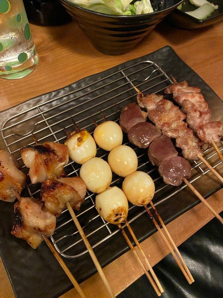 東