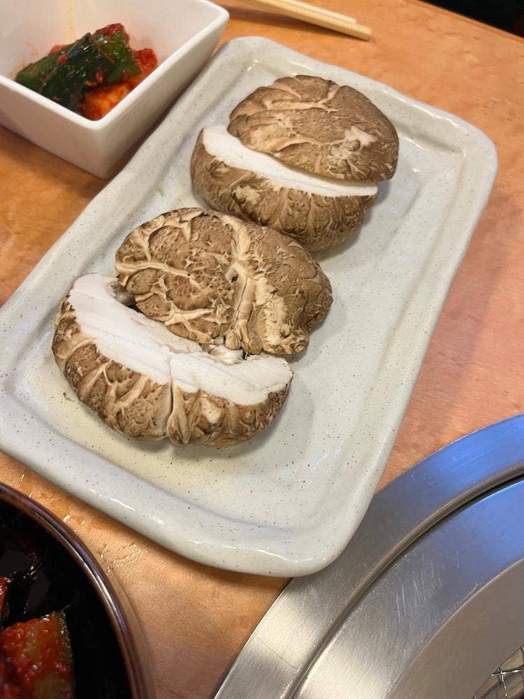 焼肉 都筑