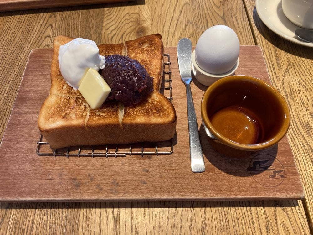 天然酵母の食パン専門店 つばめパン＆MILK 神の倉店