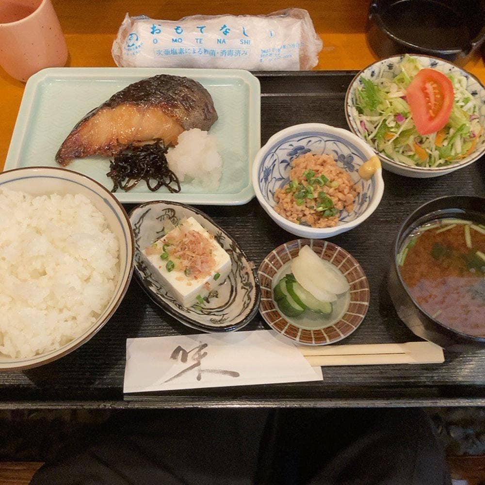 つるのや