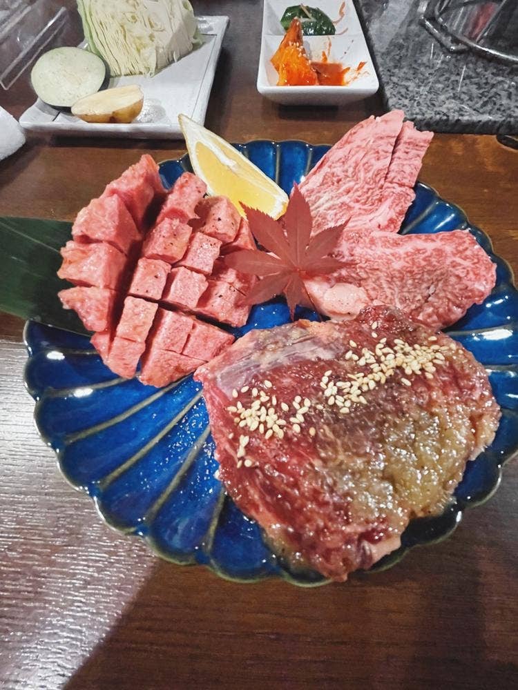 グッと、くる。炭火焼肉トラジ