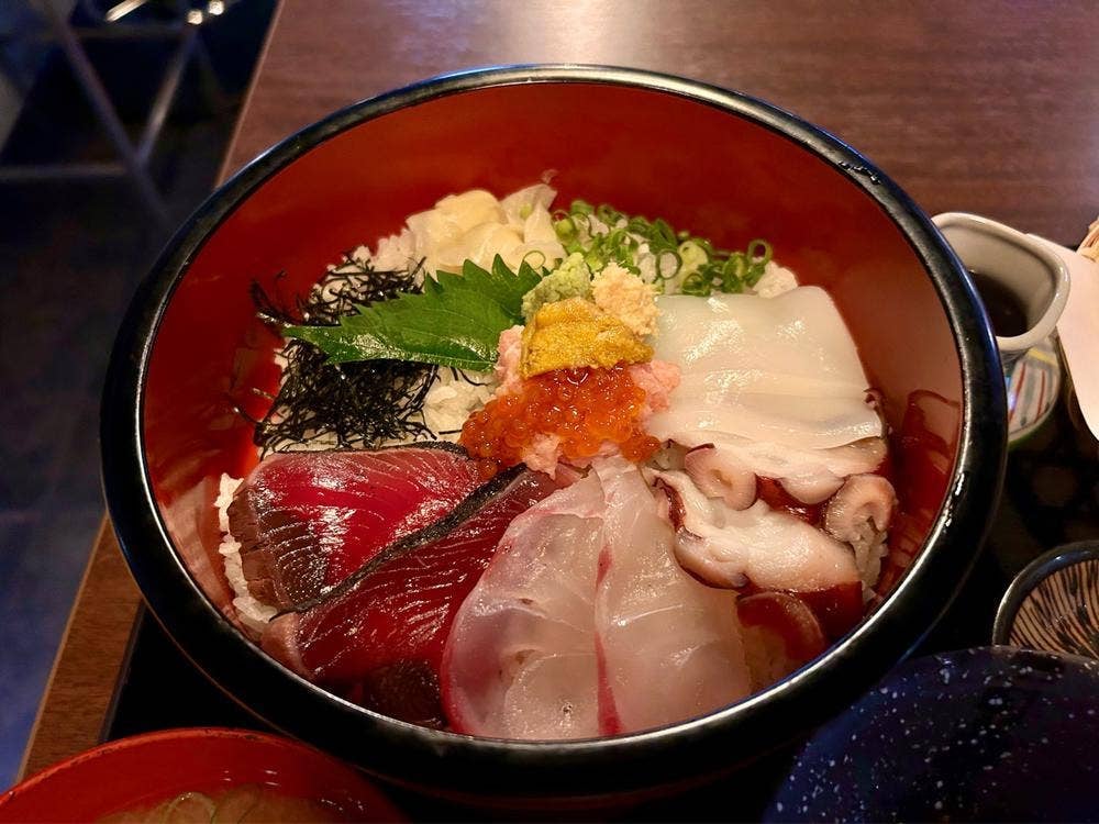 刺身と天麩羅屋 肴とり はなれ