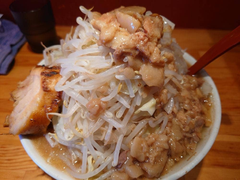 ブタハトモダチニボシハシンユウ
