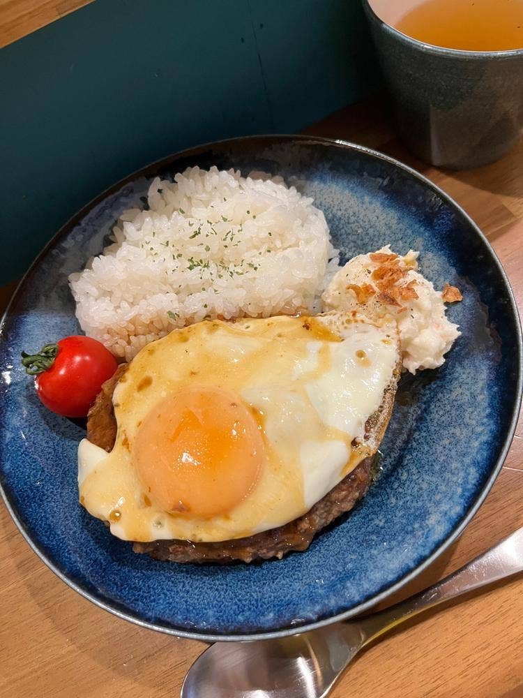 異国バル ハワイアンスタンド