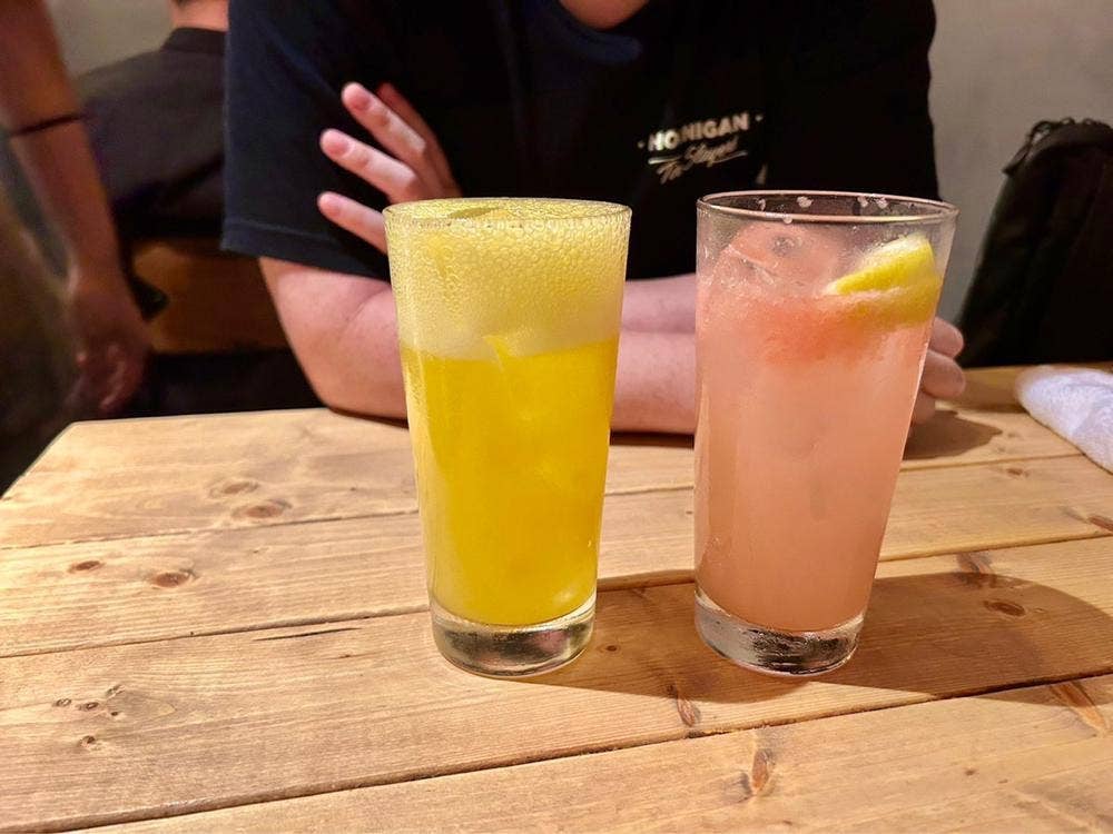 お酒と洋風ごはん おむかい