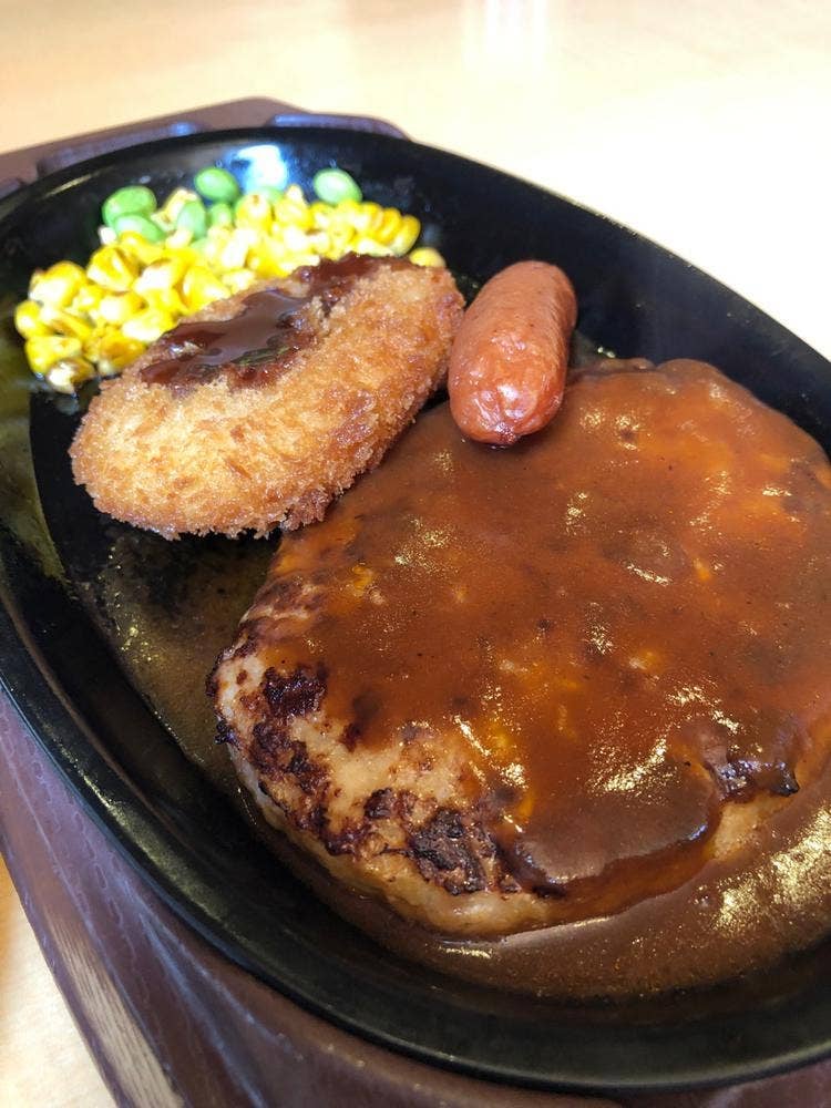 ガスト 佐伯店