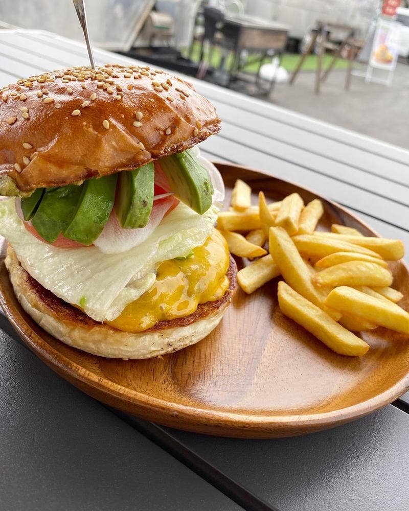 AIRSTREAM LANDER CAFE