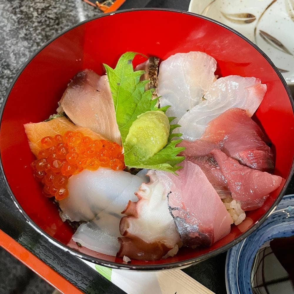 ビンビン！海鮮メシ。