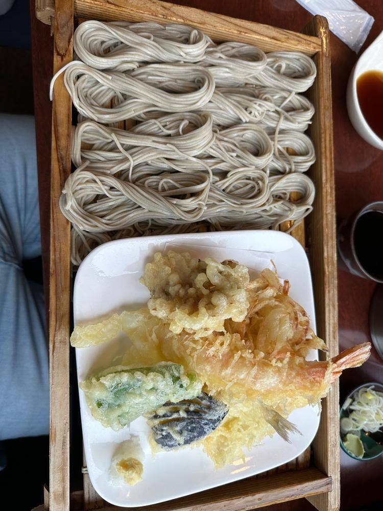 須坂屋そば 新潟空港店