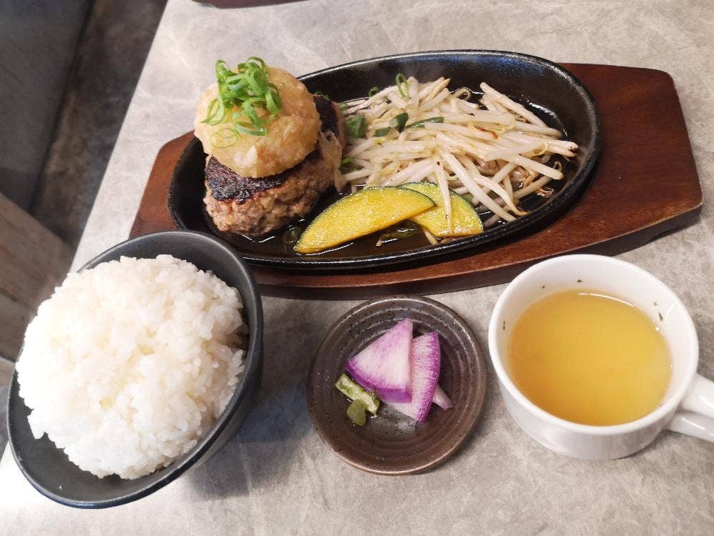 ループハンバーグ 西本町店