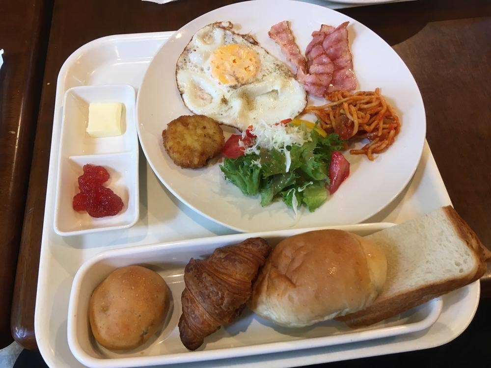 安心・安全なパンとケーキのお店 びろん