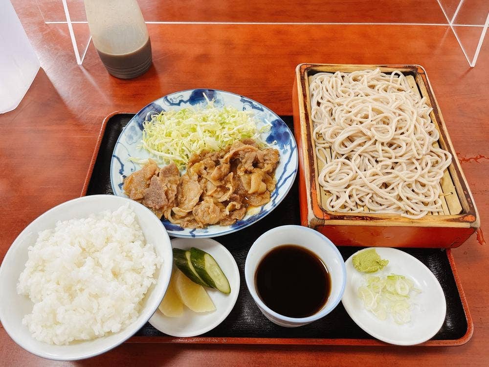 秋月そば店