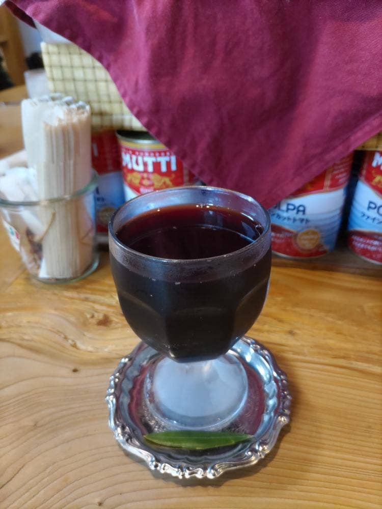 Eat in de nomi-na
