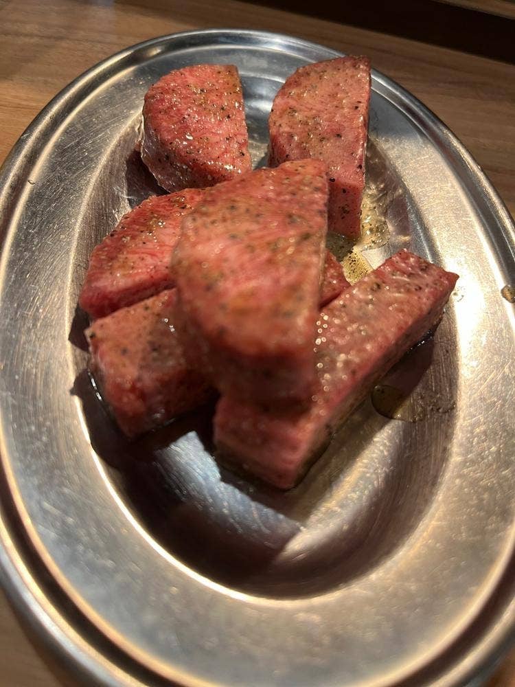 牛の助 肉之進 TANJIRO
