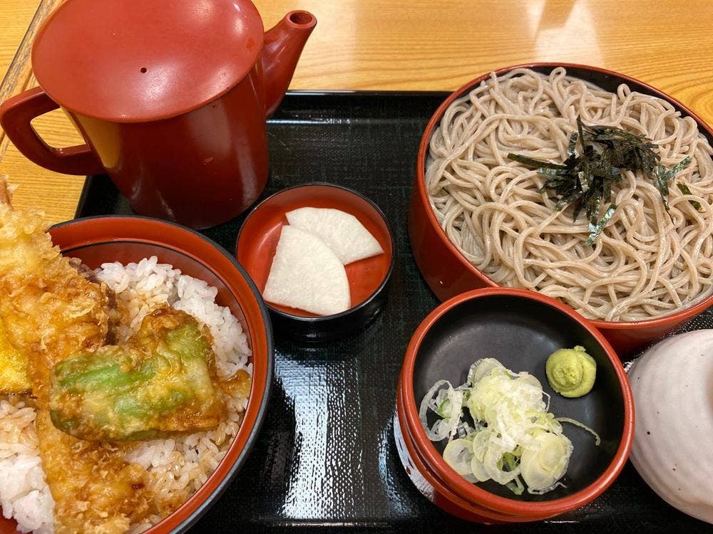 そば処 丸松 空港店