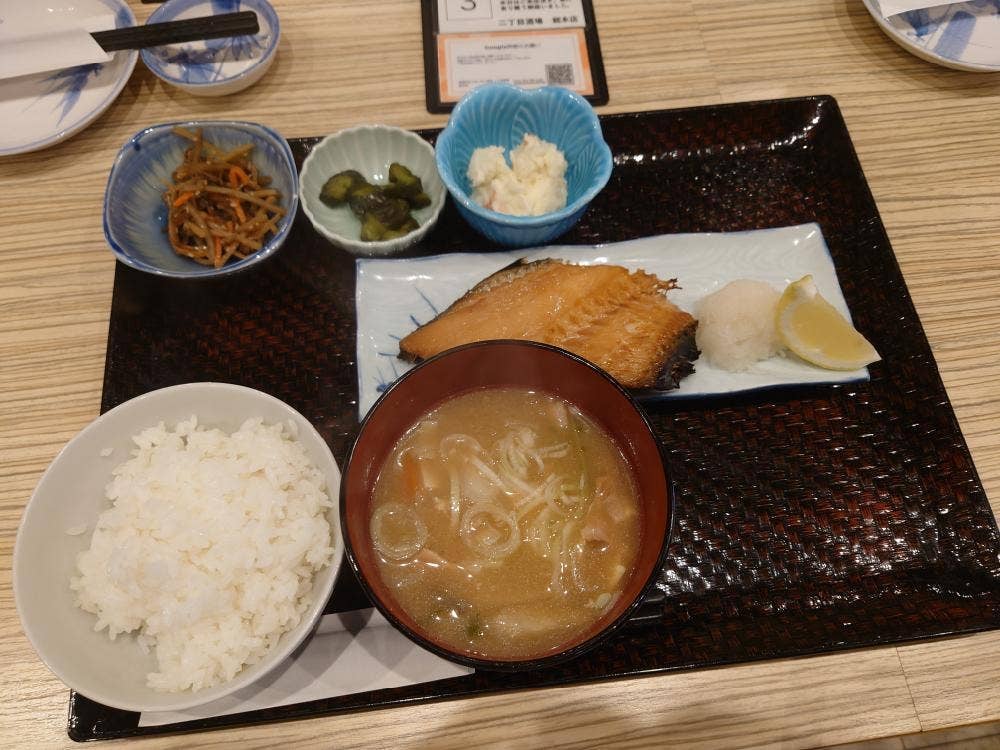 宮城仙台うまいもん食堂 二丁目酒場 総本店
