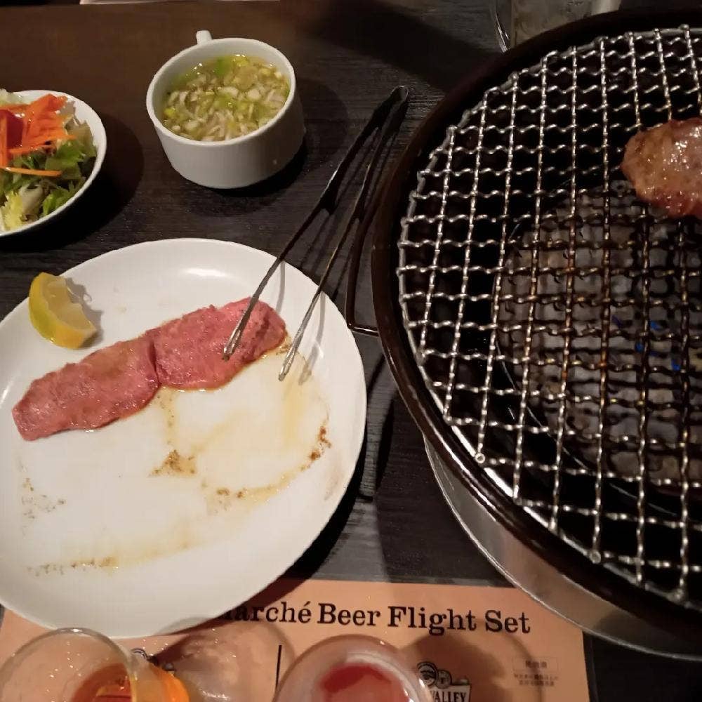 焼肉とオーガニックワイン YAKINIKU Palace B 竹橋パレスサイド