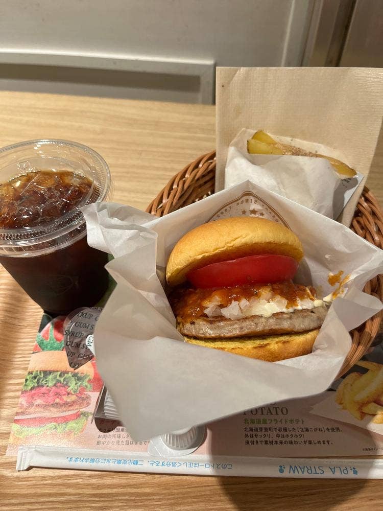 フレッシュネスバーガー 阪急三番街 UMEDA FOOD HALL店