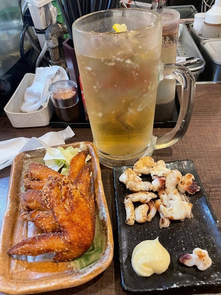 立ち呑み処 七津屋 なんばウォーク店