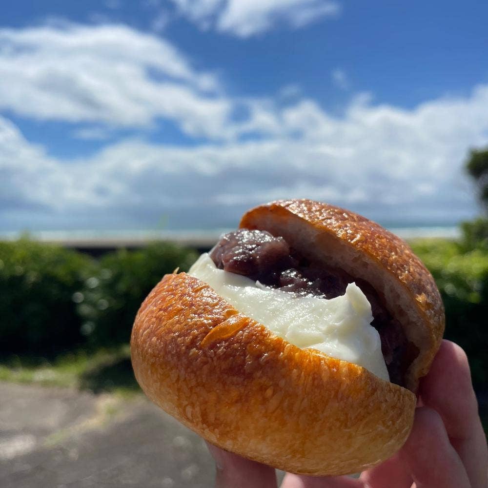 EarlyBird The BreadStand