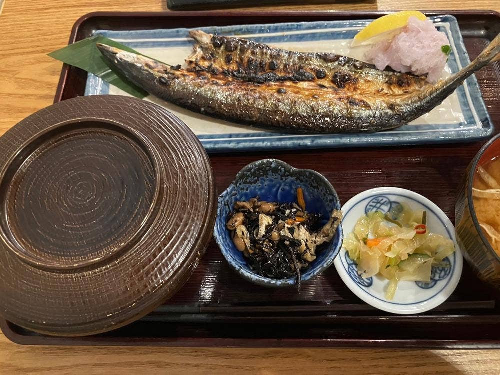 炭火焼専門食処 白銀屋 中野坂上分店