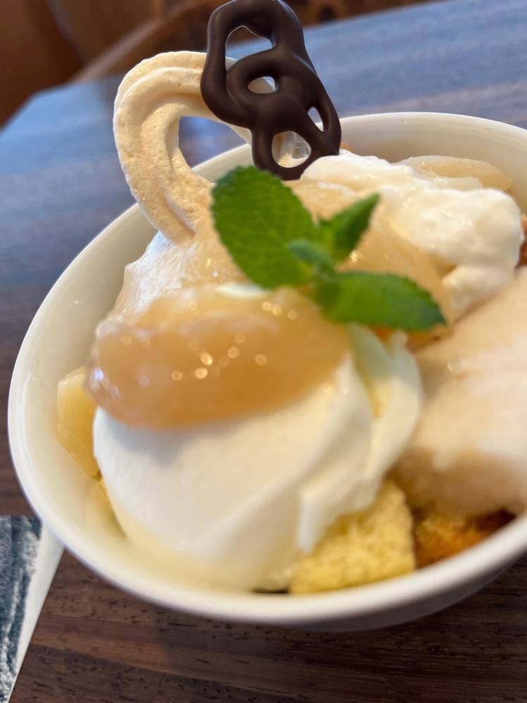 焼き菓子とカフェ Hutte A-miu