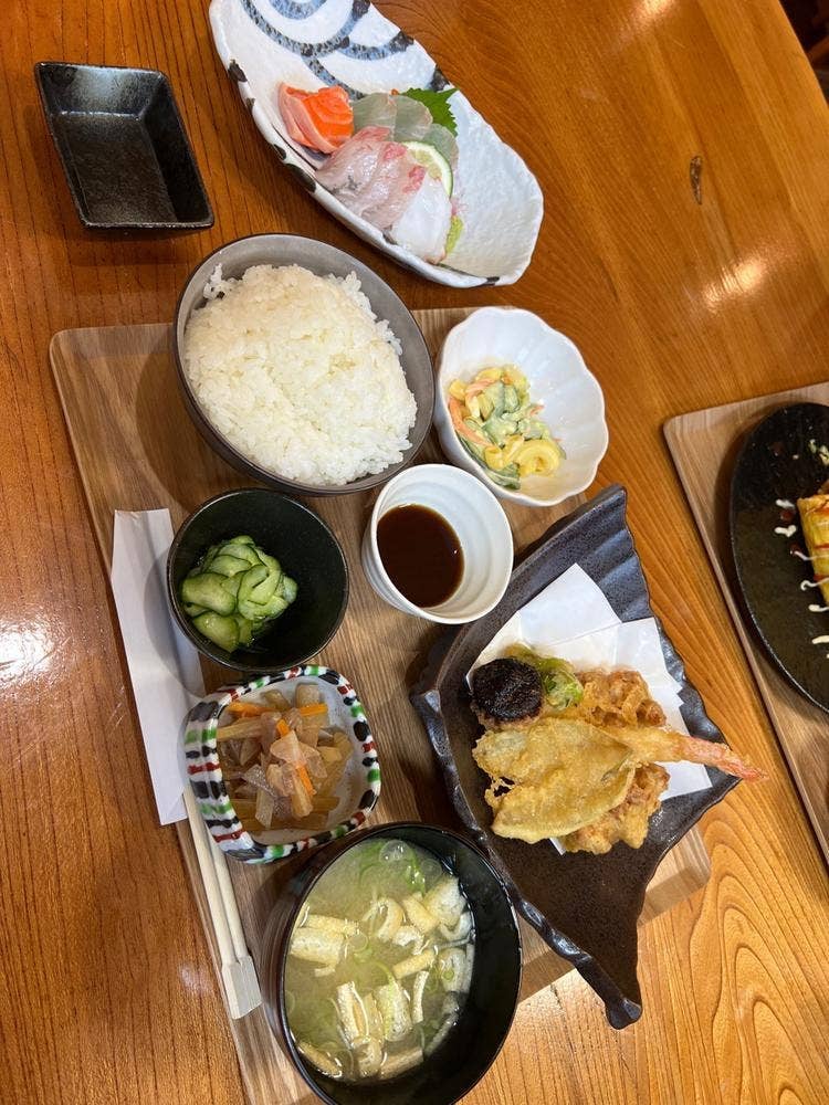 たかまる食堂