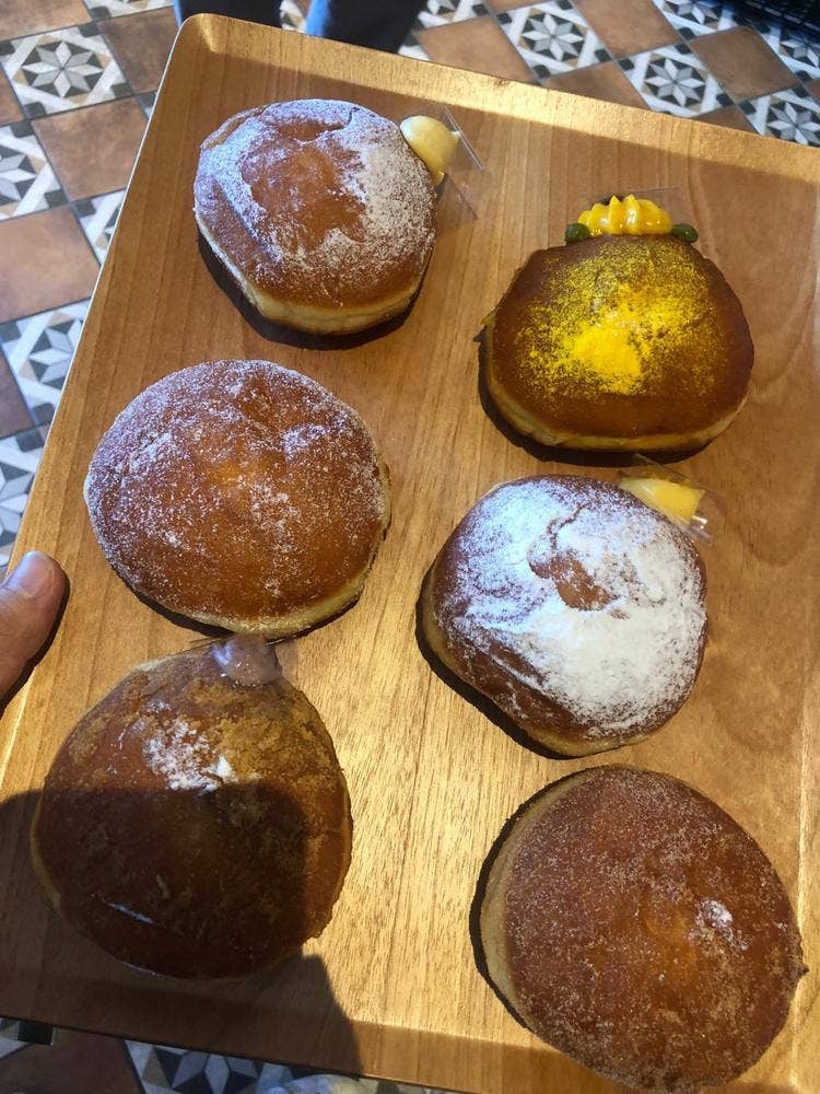 DONUT ROOM