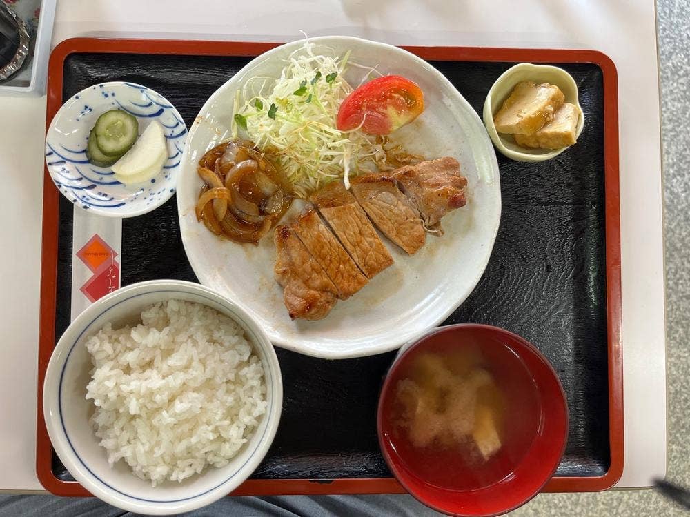 柳月食堂