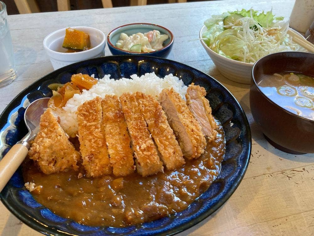 秋山食堂