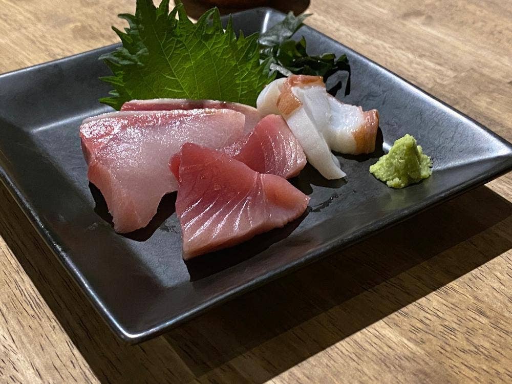 おととや