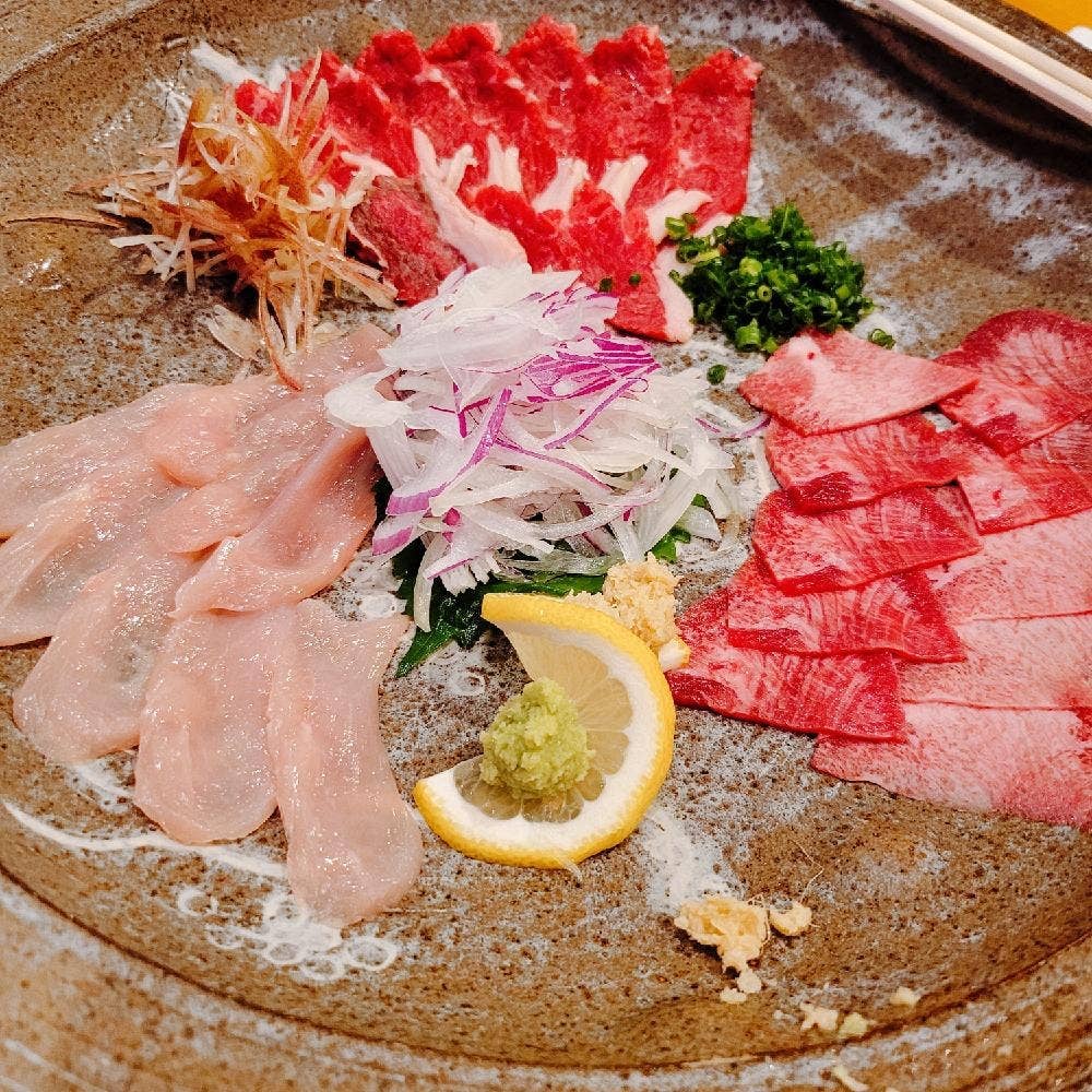 炭火焼肉 ジパング