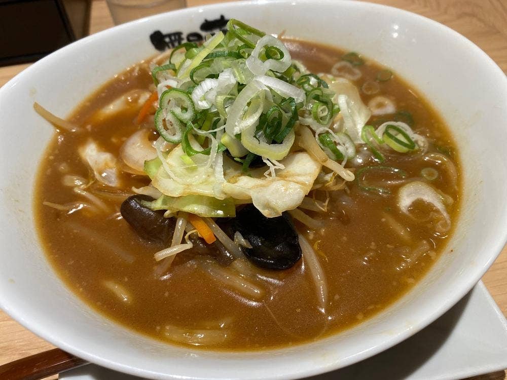 越後秘蔵麺 無尽蔵 せんだい家