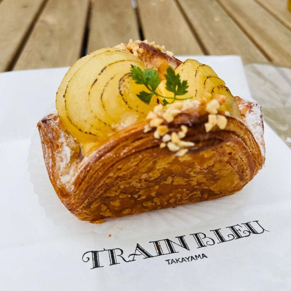 トラン・ブルー