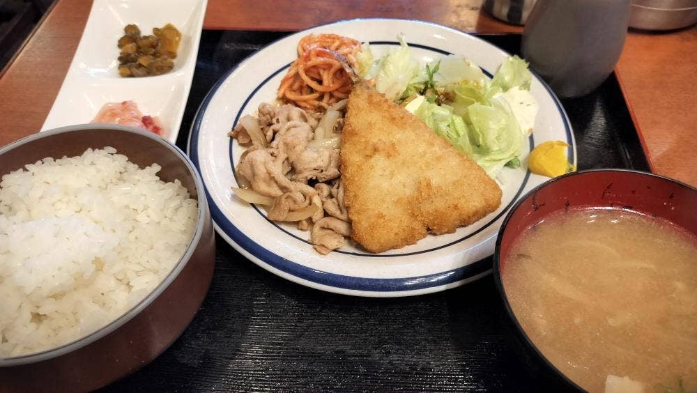 白鶴 駅前店