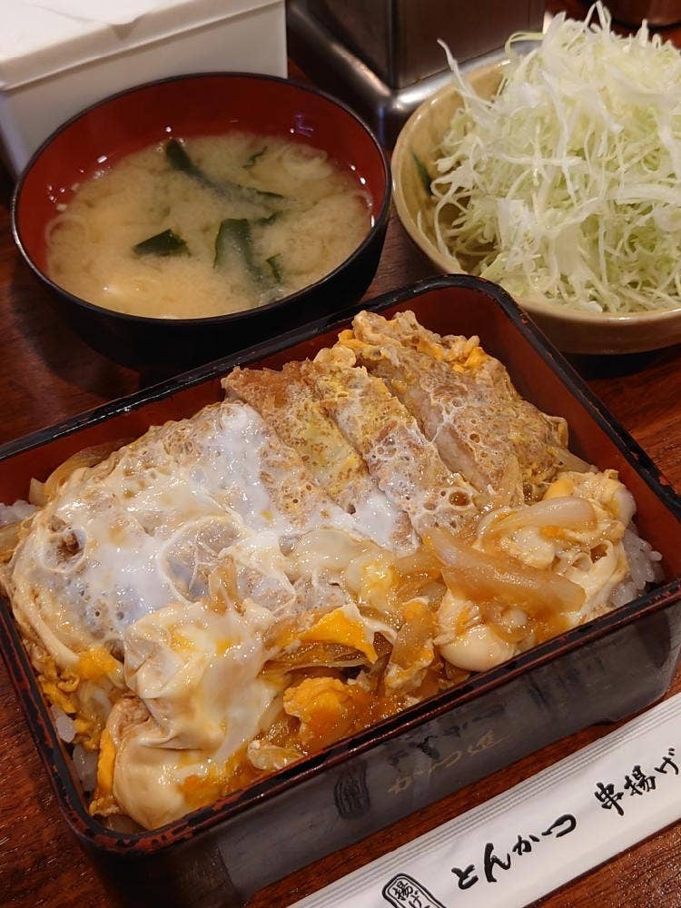 かつ進 三組坂下外神田店