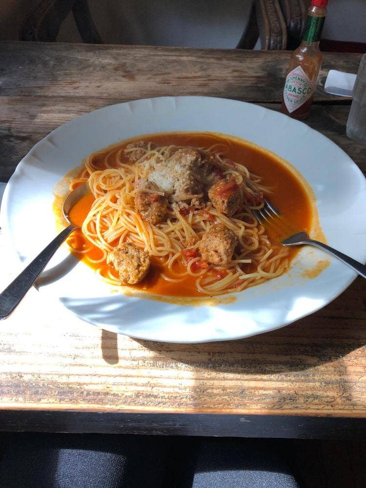 イタリア食堂ヴィアラッテェア
