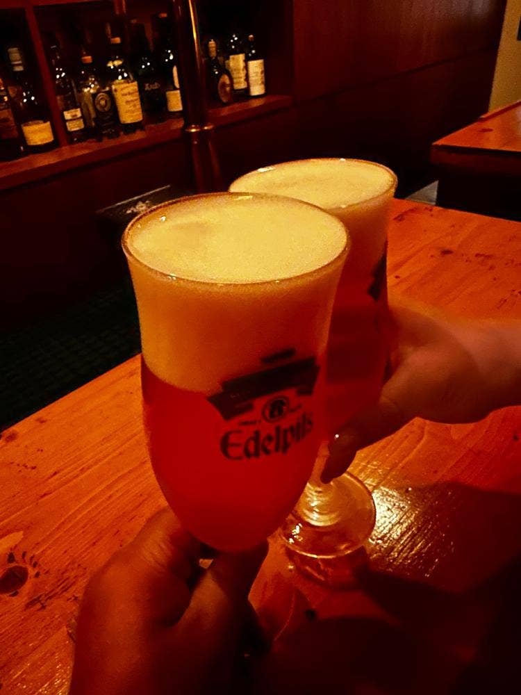 BAR FLAT
