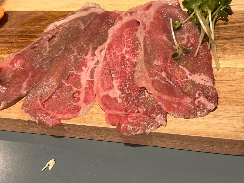 焼肉・ホルモン Meat農場